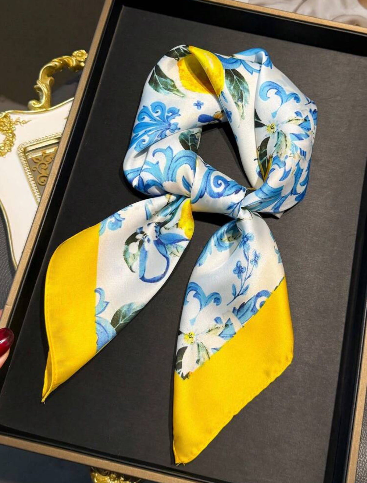 Bandana B65