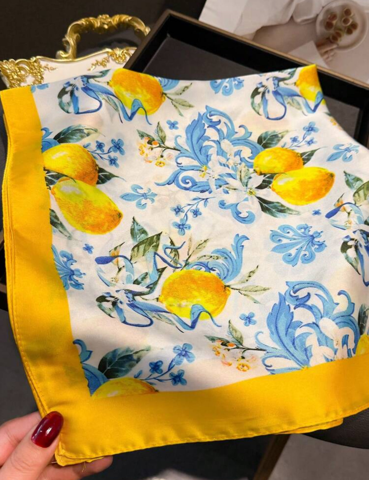 Bandana B65