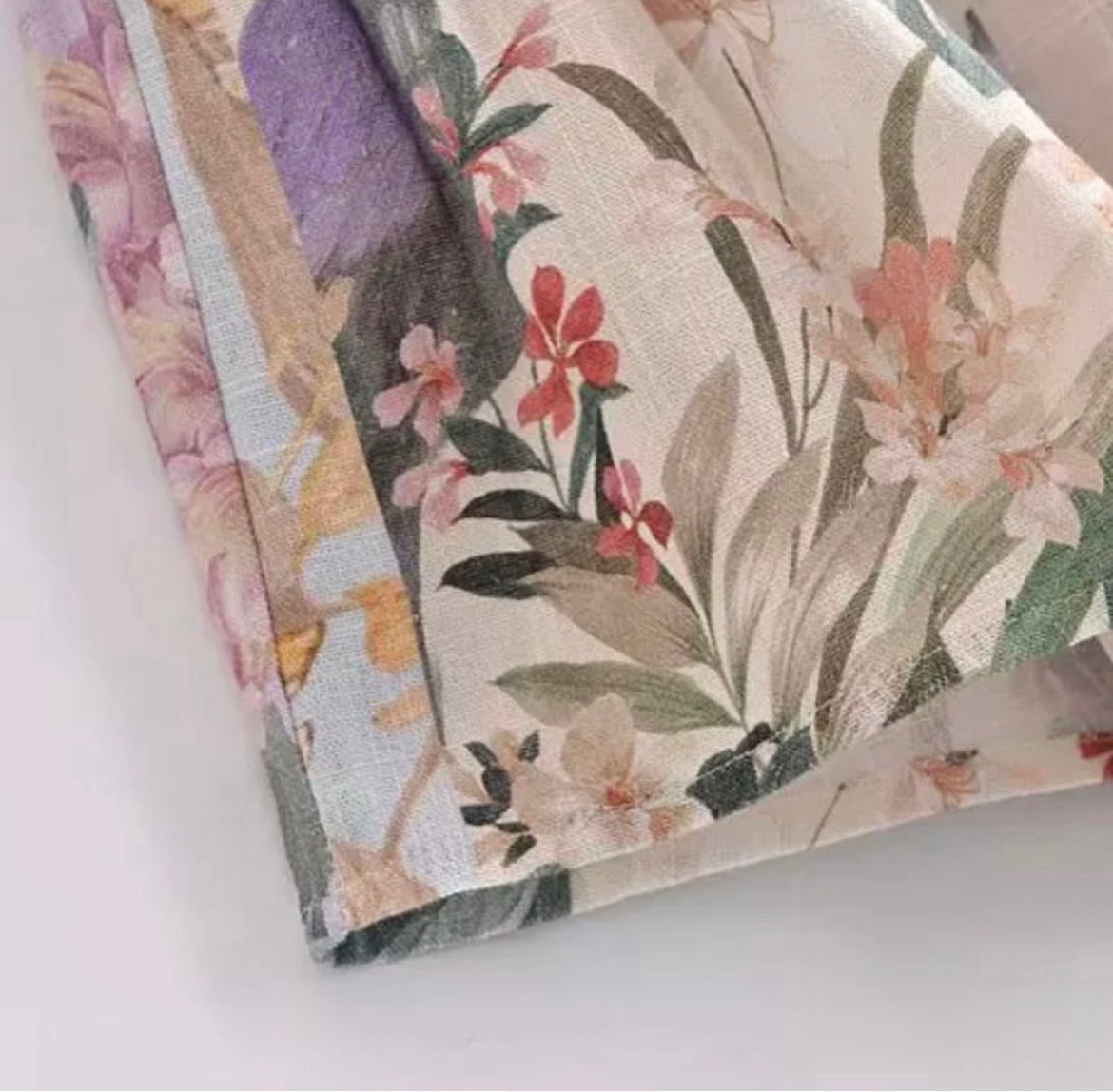 Short flores lila