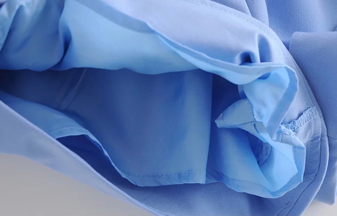 Short azul