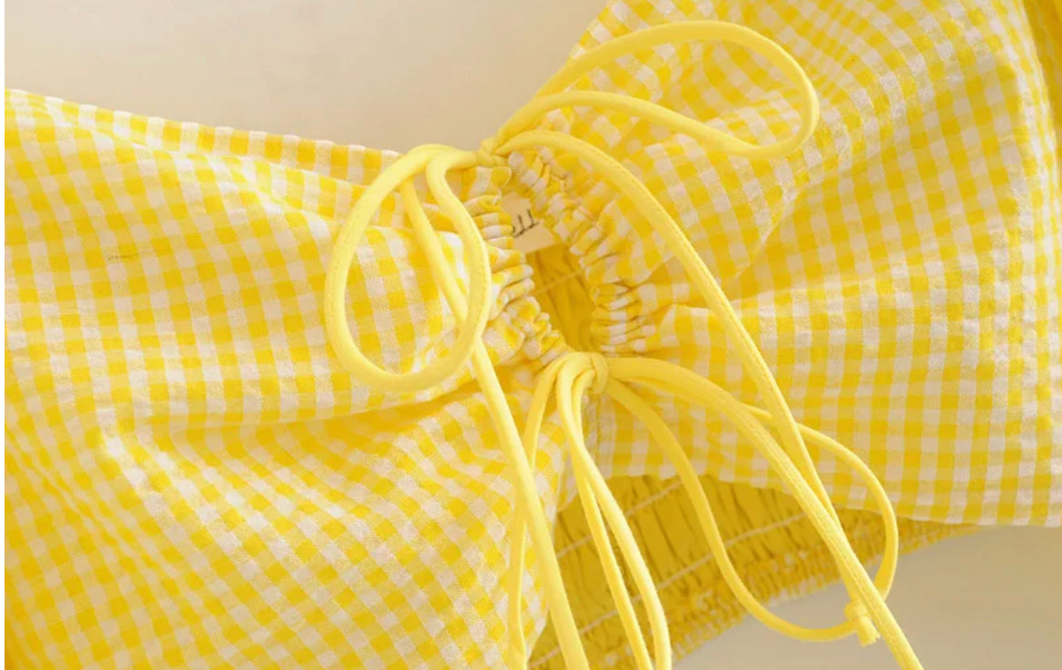 Top amarillo